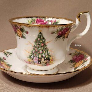 Royal Albert Christmas Magic Old Country Roses Cup & Saucer Set PERFECT!